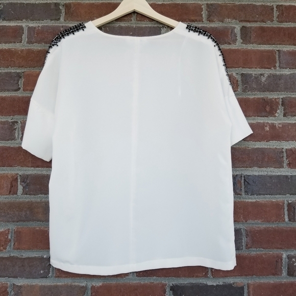 CALVIN Klein XS‎ Ivory blouse with beaded shoulders - Picture 2 of 6